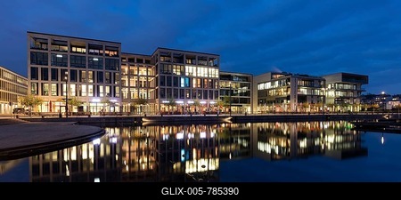 Office building amPhoenix-See, Hörde, Dortmund, Ruhr Area, North Rhine-Westphalia, Germany-stock-foto