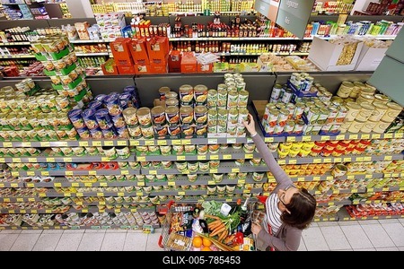 Woman shopping in a self-service grocery department, supermarket, Germany, Europe-stock-foto