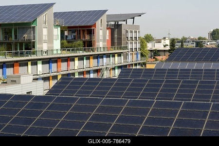 Roofs with solar systems, ecological Vauban district in Freiburg, Baden-Wuerttemberg, Germany, Europe-stock-foto