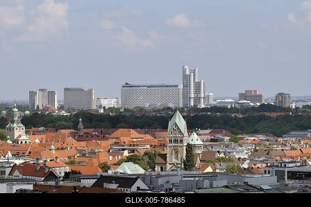 View from the Alter Peter church towards the HypoVereinsbank high-rise building, Arabellahaus building and Westin Grand Hotel, Munich, Bavaria, Germany, Europe-stock-foto
