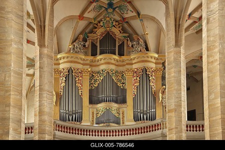 Gottfried Silbermann organ in St. Mary's Cathedral, Romanesque, interior view, gallery, Silbermann organ, Freiberg, Saxony, Germany-stock-foto