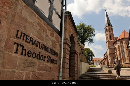 Theodor Storm Literature Museum, Storm Memorial and St. Martin's Church in Heilbad Heiligenstadt, Thuringia, Germany, Europe-stock-foto