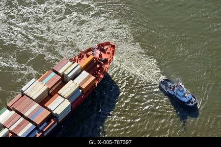 Aerial view, tug manoeuvres container ship, Hamburg, Germany-stock-foto