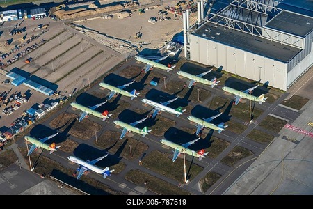 Airbus A320, waiting, engines, parking lot, shipyard, Finkenwerder, parts, delivery, logistics, defect, aerial view-stock-foto