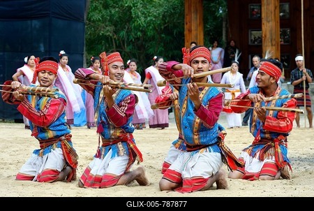Tribal ritual dance at the Hornbill Festival, Kohima, Nagaland, India-stock-foto