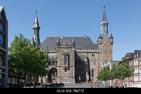 Katschhof with view of town hall, historic square, old town centre, Aachen, North Rhine-Westphalia, Germany-stock-foto