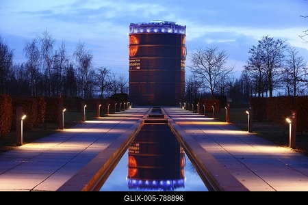 Gasometer, former gas tank, now museum and exhibition hall, with the exhibition "Sternstunden - Wunder des Sonnensystems", Wonders of the Solar System, Oberhausen, Ruhrgebiet area, North Rhine-Westphalia, Germany, Europe-stock-foto