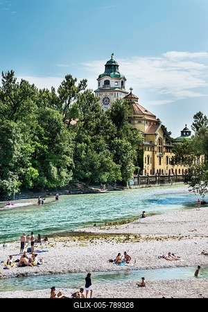 Building of the Müllersches Volksbad indoor pool with Isar river, Munich, Upper Bavaria, Bavaria, Germany-stock-foto