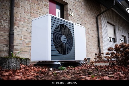 Heat pump on a single-family house in Düsseldorf, North Rhine-Westphalia, Germany-stock-foto
