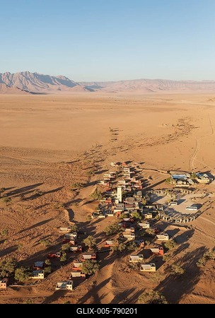 Sossusvlei Lodge, Sesriem, Namib Desert, aerial view, Namib-Naukluft National Park, Namibia-stock-foto