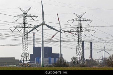 Brunsbüttel Nuclear Power Plant, electricity pylons and wind turbines, nuclear power station, Brunsbüttel on the Elbe River, Dithmarschen, Schleswig-Holstein, Germany, Europe-stock-foto