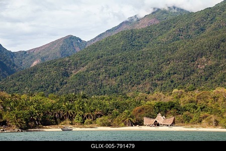 Nomad camp on Lake Tanganyika, Mahale Mountains Nationalpark, Tansania, Tanzania-stock-foto