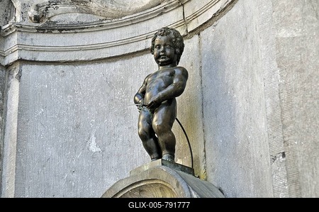 Manneken Pis, landmark of the Belgian capital, Brussels, Belgium, Benelux, Europe-stock-foto