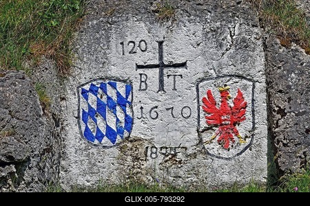 Boundary stone Bavaria Tyrol Near Kranzhorn, Inntal, County Rosenheim, District Kufstein, Upper Bavaria, Bavaria, Germany-stock-foto
