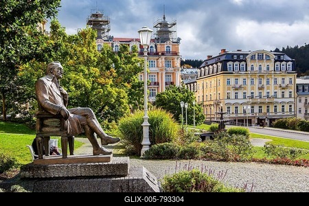 Goethe monument in the spa area, Marienbad, West Bohemian Spa Triangle, Karlovy Vary Region, Bohemia, Czech Republic, Unesco World Heritage Site-stock-foto