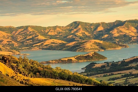 Banks Peninsula at sunset, Oceania, Canterbury, South Island, New Zealand-stock-foto