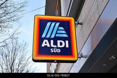 Darmstadt, Germany, March 2020: Shop sign of ALDI Süd shop, a big German discount supermarket chain-stock-foto