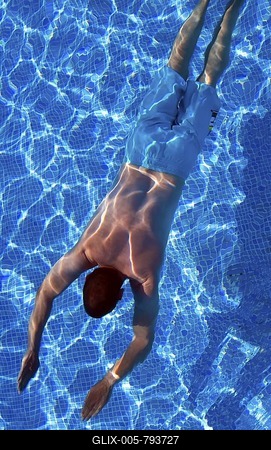 Swimmer under water-stock-foto