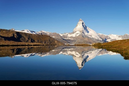 Matterhorn reflected in Lake Stellisee, Valais Alps, Canton of Valais, Switzerland-stock-foto