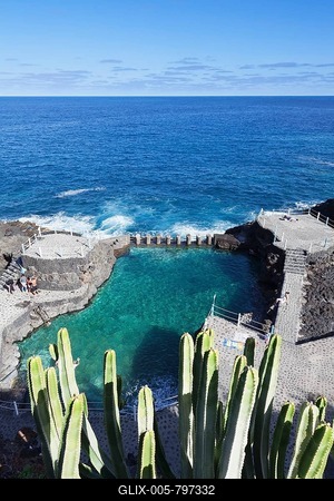 Natural swimming pool Charco Azul, San Andrés, La Palma, Canary Islands, Spain-stock-foto