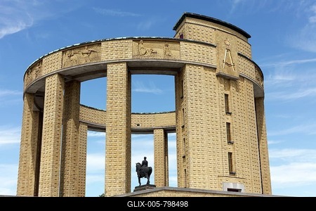 Bronze equestrian monument for King Albert I, WWI Memorial, Nieuwpoort, West Flanders, Flanders, Belgium-stock-foto