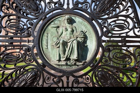 Relief Concordia, gate to Peace Palace, The Hague, Holland, Netherlands-stock-foto