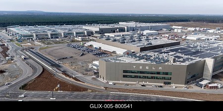 Tesla Giga Factory in Grünheide, 26/02/2024-stock-foto