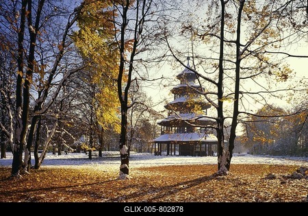 Chinese tower, English Gardens, Munich, Bavaria, Germany, Europe-stock-foto
