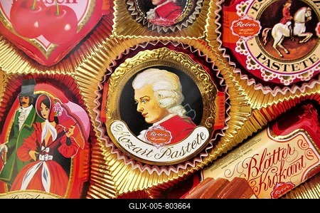 Mozart-pate in the Reber store, one of the longest established manufacturers of Mozart balls, Salzburg, Salzburg, Austria, Europe-stock-foto