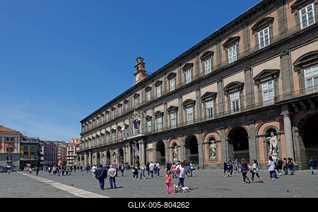 Palazzo Reale, Piazza del Plebiscito, Naples, Campania, Italy-stock-foto