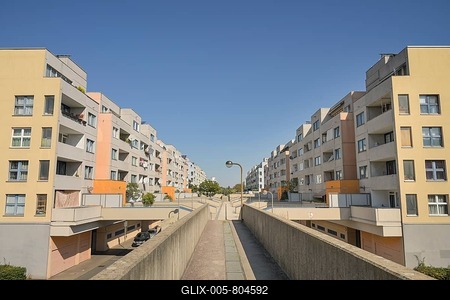 Prefabricated building, Joseph-Schmidt-Straße, High-Deck-Siedlung, Neukölln, Berlin, Germany-stock-foto
