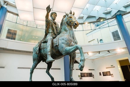 Original equestrian statue of Emperor Marcus Aurelius, of 165 AD, bronze, Capitoline Museums, Capitoline Hill, Rome, Lazio, Italy-stock-foto