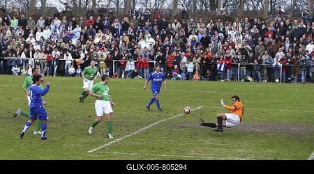 Penalty area, shot on goal during a benefit football match between the Berlin Police and Hertha BSC football club in Berlin, Germany-stock-foto