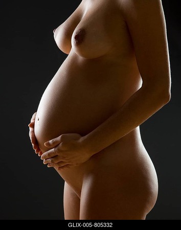 Nude, woman, 25 years, 7 months pregnant-stock-foto