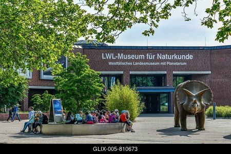 LWL Museum of Natural History with Planetarium, Sentruper Straße, Münster, North Rhine-Westphalia, Germany-stock-foto