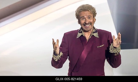 The end of an era: entertainer and show host Thomas Gottschalk presents his last entertainment programme. As a Saturday evening programme, Wetten, dass...? is a cult television show. The show was broadcast live on ZDF. Offenburg, Baden-Württemberg, Germany-stock-foto