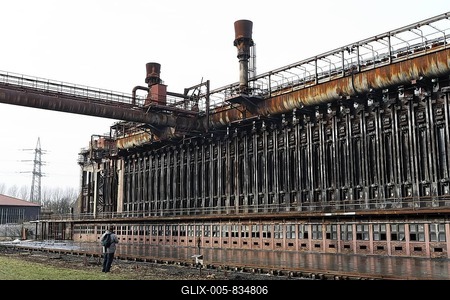 Disused coking plant, coke oven block, Zollverein Coal Mine Industrial Complex, Essen-Stoppenberg, Ruhr area, North Rhine-Westphalia, Germany, Europe-stock-foto