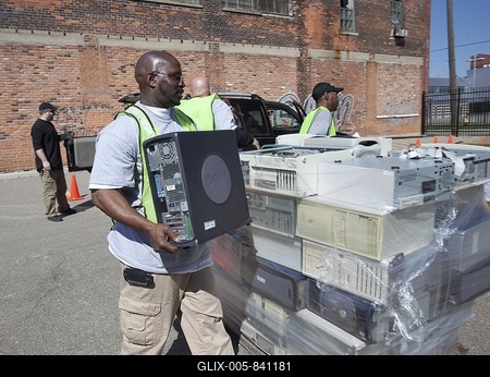 Electronics waste is collected for recycling at Wayne State University, Detroit, Michigan, USA-stock-foto