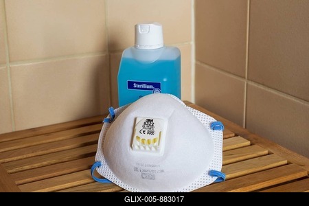 FFP2 protective mask, hand disinfectant, Covid 19, SARS-CoV-2, face mask, corona, SARS-CoV-2, virus, epidemic, disease, risk of infection, pandemic, Germany-stock-foto