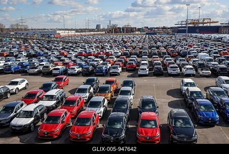 Duisburg, North Rhine-Westphalia, Germany, new cars, transhipment centre, car terminal in Duisburg port-stock-foto