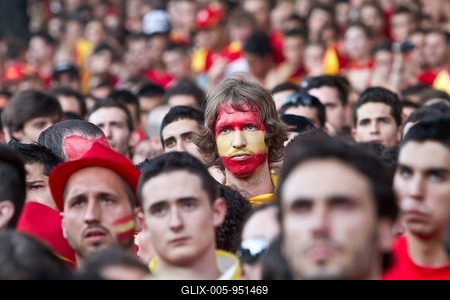 Spanish supporters during final match, 2010 FIFA World Cup Final, Madrid, Spain, Europe-stock-foto