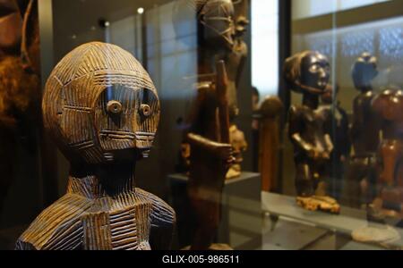 Wooden African statuettes in the AfricaMuseum, Royal Museum for Central Africa, ethnography and natural history museum at Tervuren, Belgium-stock-foto