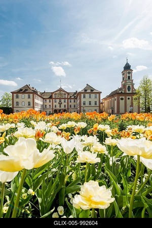 Mainau Castle and St Mary's Castle Church, Mainau Island, Lake Constance, Baden-Württemberg, Germany-stock-foto
