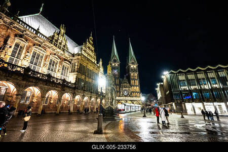 Bremen, Lichter der City,  beeindruckende Lichtprojektionen und Videoinszenierungen. Unter dem Motto ?Vier Jahreszeiten? (Vivaldi)-stock-foto