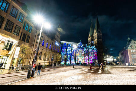 Bremen, Lichter der City,  beeindruckende Lichtprojektionen und Videoinszenierungen. Unter dem Motto ?Vier Jahreszeiten? (Vivaldi)-stock-foto