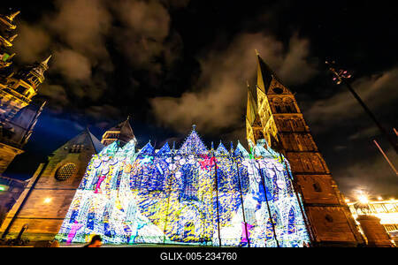 Bremen, Lichter der City,  beeindruckende Lichtprojektionen und Videoinszenierungen. Unter dem Motto ?Vier Jahreszeiten? (Vivaldi)-stock-foto
