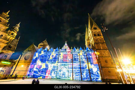 Bremen, Lichter der City,  beeindruckende Lichtprojektionen und Videoinszenierungen. Unter dem Motto ?Vier Jahreszeiten? (Vivaldi)-stock-foto