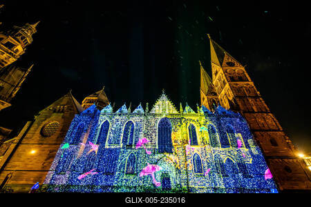 Bremen, Lichter der City,  beeindruckende Lichtprojektionen und Videoinszenierungen. Unter dem Motto ?Vier Jahreszeiten? (Vivaldi)-stock-foto