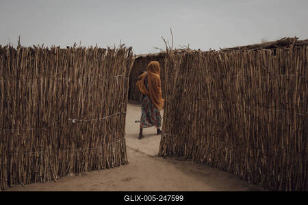  Sudanese refugees in Chad - 21/06/2024 - chad / ? Adre ? - Informal Sudanese refugee camp in the Koufroun sector. June-stock-foto