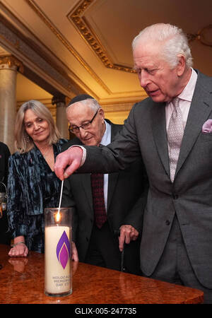 King Charles at Holocaust Memorial Day reception-stock-foto